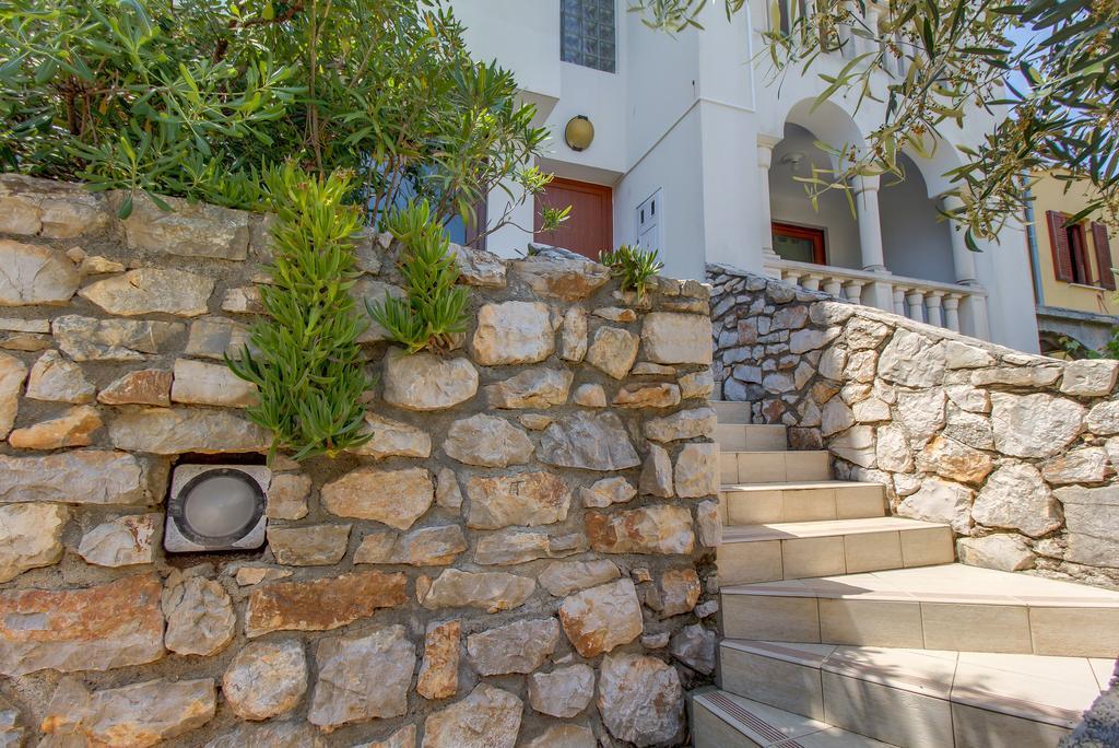 Villa Alma Veli Lošinj Εξωτερικό φωτογραφία