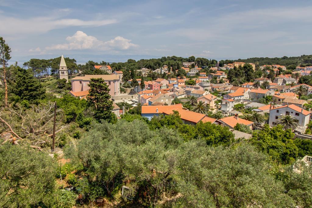 Villa Alma Veli Lošinj Εξωτερικό φωτογραφία