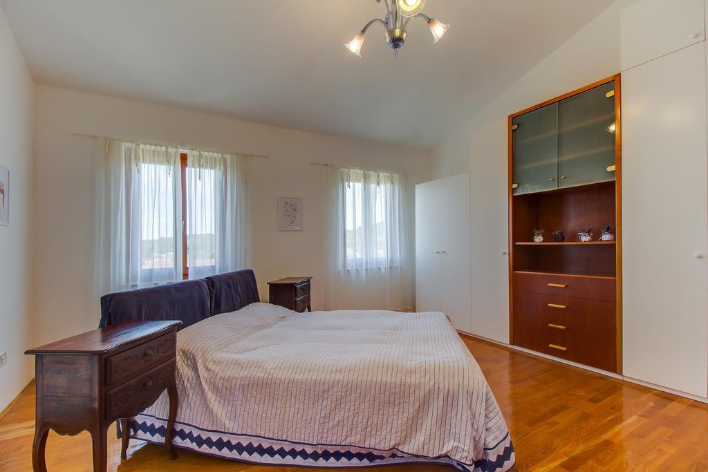 Villa Alma Veli Lošinj Εξωτερικό φωτογραφία