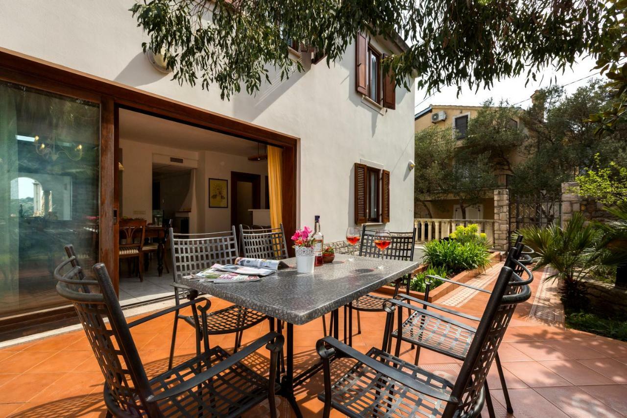 Villa Alma Veli Lošinj Εξωτερικό φωτογραφία